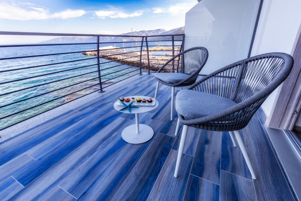 Hotel Caramare カーラゴノネ エクステリア 写真