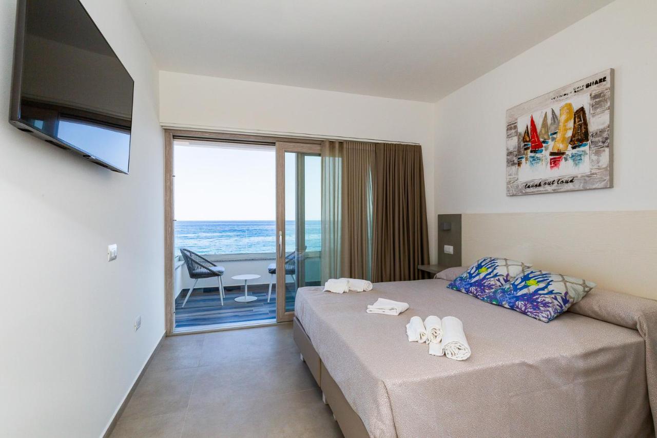 Hotel Caramare カーラゴノネ エクステリア 写真