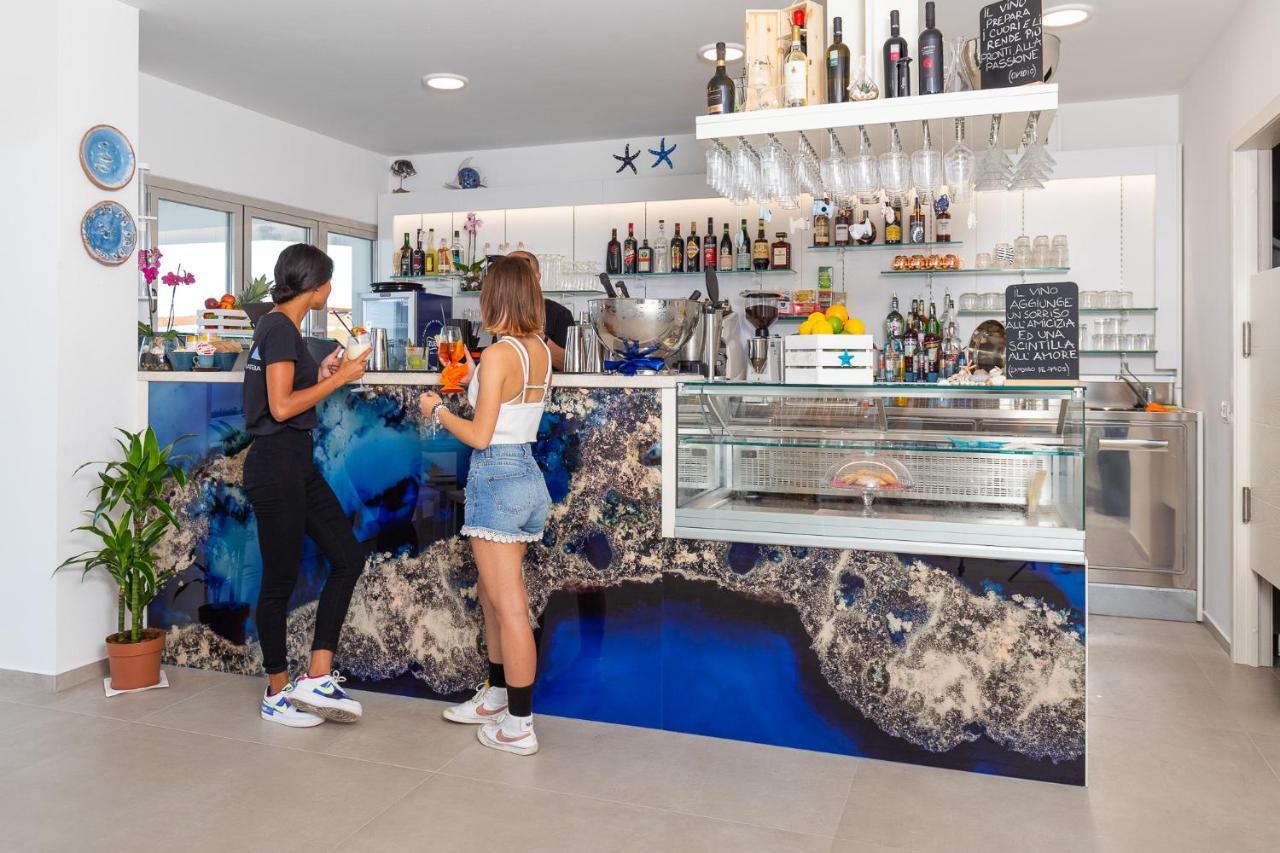 Hotel Caramare カーラゴノネ エクステリア 写真