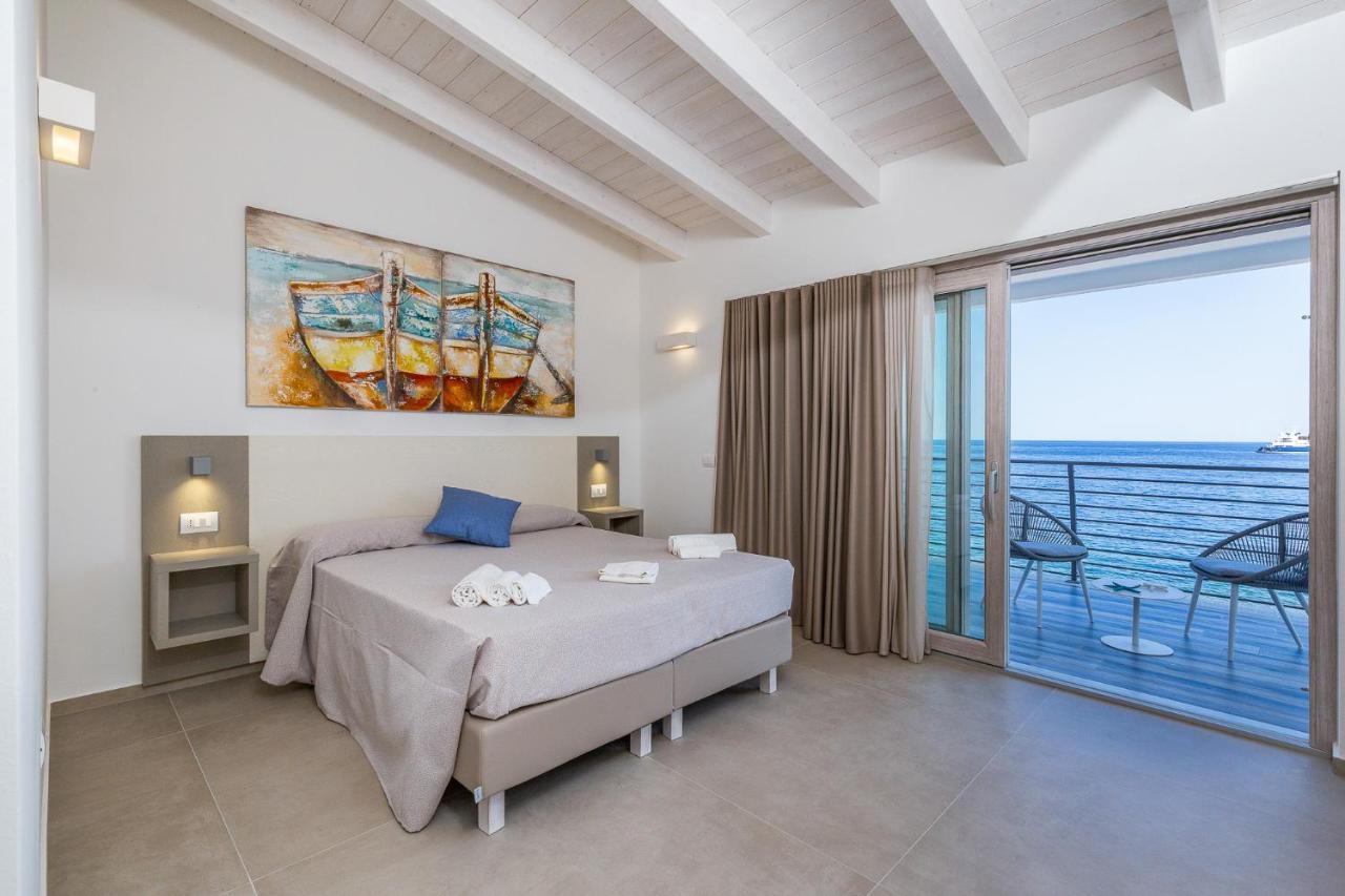 Hotel Caramare カーラゴノネ エクステリア 写真