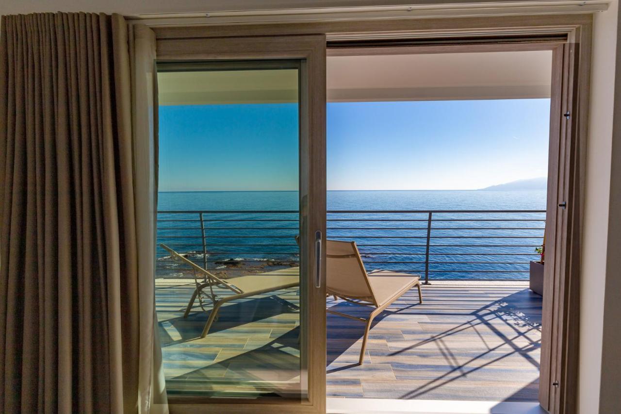 Hotel Caramare カーラゴノネ エクステリア 写真
