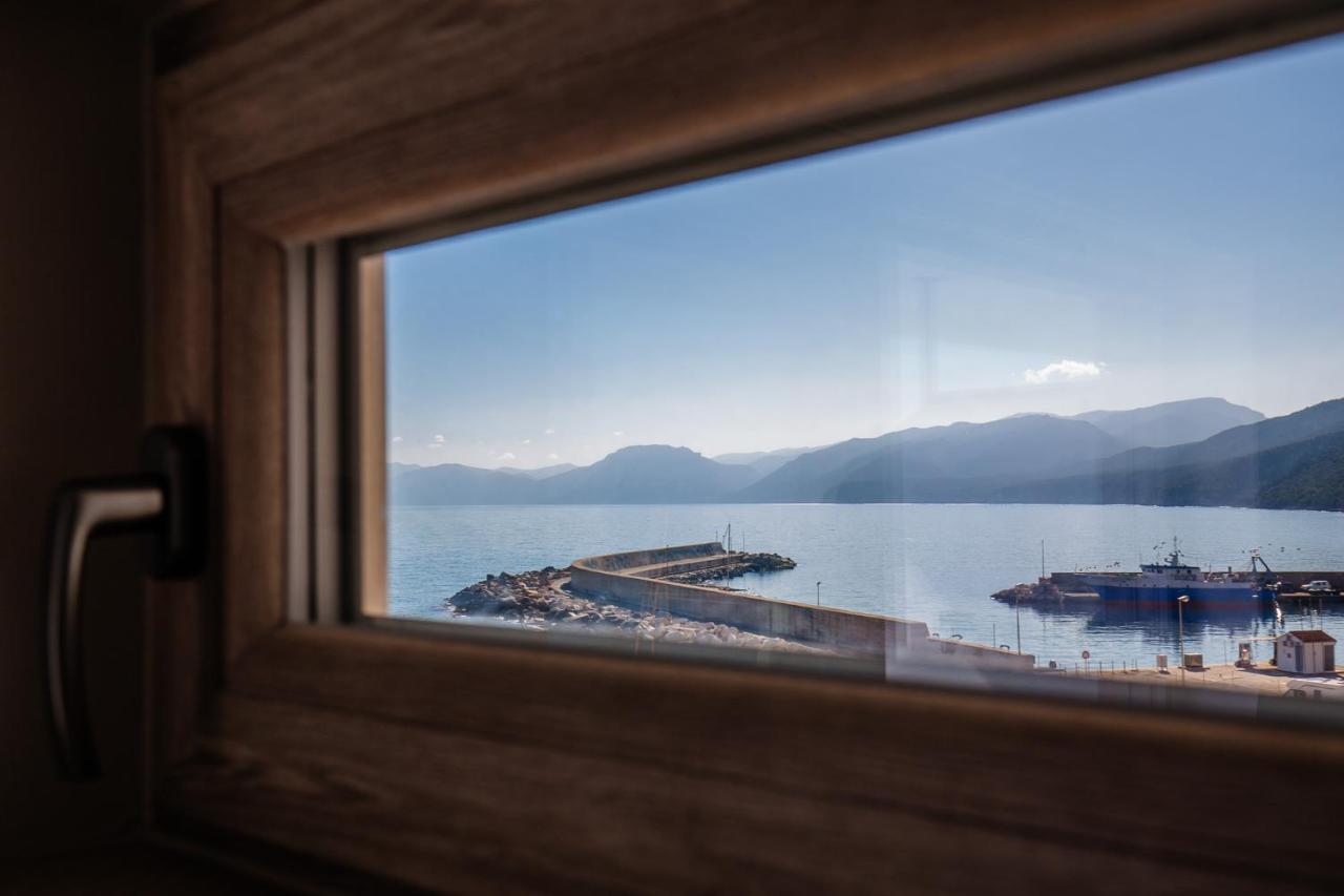 Hotel Caramare カーラゴノネ エクステリア 写真