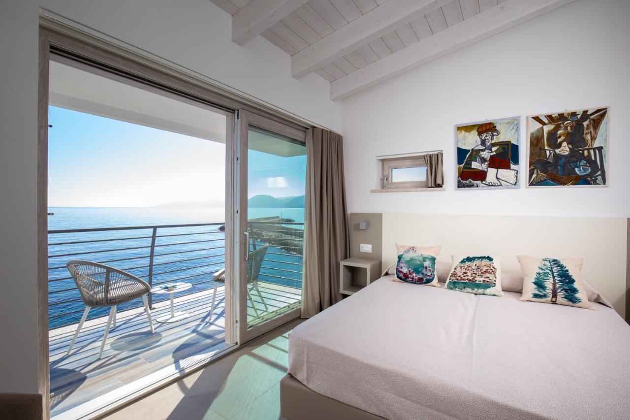 Hotel Caramare カーラゴノネ エクステリア 写真