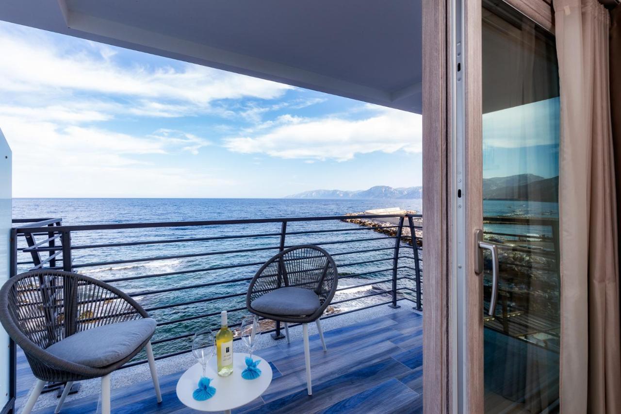 Hotel Caramare カーラゴノネ エクステリア 写真